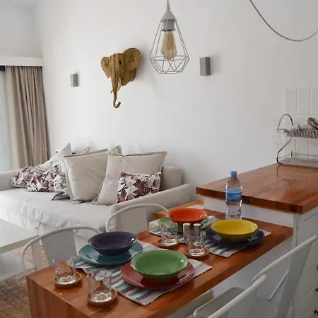 Holiday home White Exclusive Bungalow. 2 Rooms, Garden & Pool. *