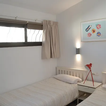 White Exclusive Bungalow. 2 Rooms, Garden & Pool. Holiday home