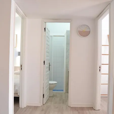 Holiday home White Exclusive Bungalow. 2 Rooms, Garden & Pool. *